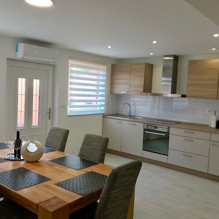 Apartma Sonja Piran Exteriör bild